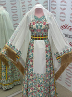 Load image into Gallery viewer, The Saffron Bloom Thobe Paired with the Matching Heritage Shawl
