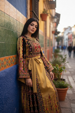 Load image into Gallery viewer, The Diamond Satin Luxury Tatreez Thobe
