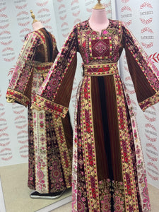 New Collection Jennah wnar Malacca Thoub Silk Velvet  Embroidery Thoub come with Belt