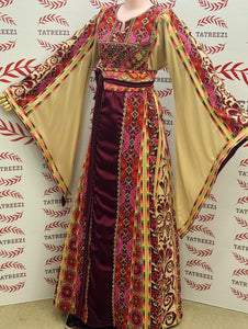 Luxury Traditional Palestinian Embroidered Dress Palestinian Thobe with Wide Sleeves and Belt
