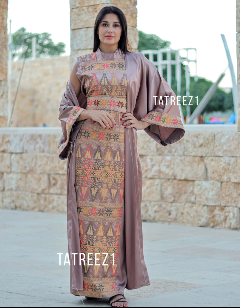 Gold 3 pieces Embroidery Bisht tatreez With Matching Dress