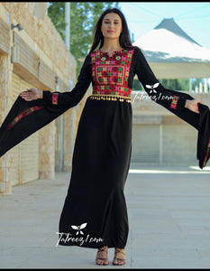 Black Simple Elegant Embroidered Dress