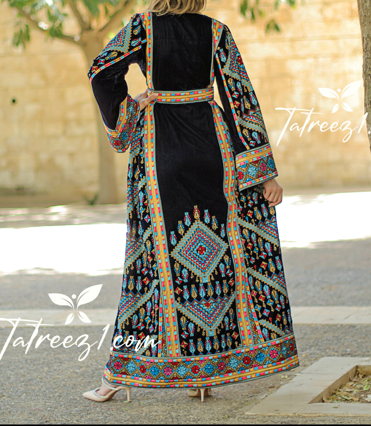 Light Velvet Navy  Shade Stoned Embroidery Thoub