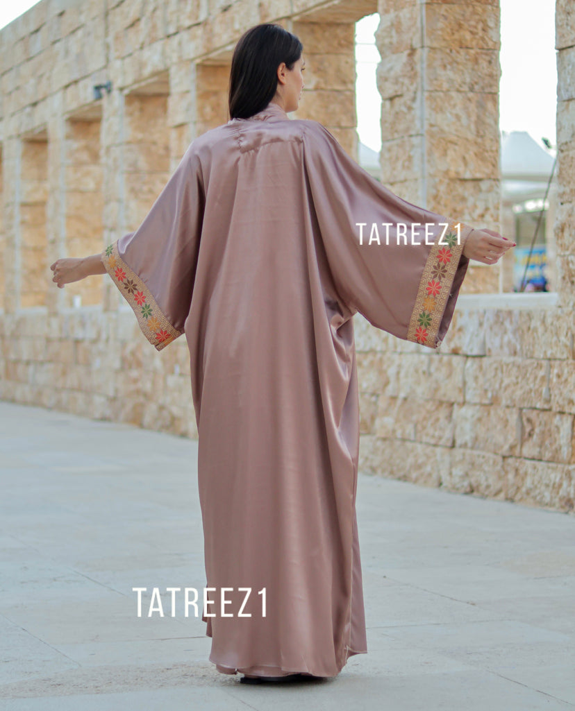 Gold 3 pieces Embroidery Bisht tatreez With Matching Dress