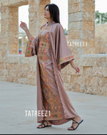 Load image into Gallery viewer, Gold 3 pieces Embroidery Bisht tatreez With Matching Dress
