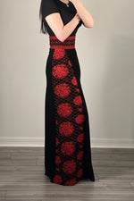 Load image into Gallery viewer, Red Beautifully Embroidery Long Skirt
