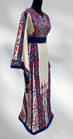 Load image into Gallery viewer, White Manajel Embroidered Palestinian Thobe Wide Sleeve
