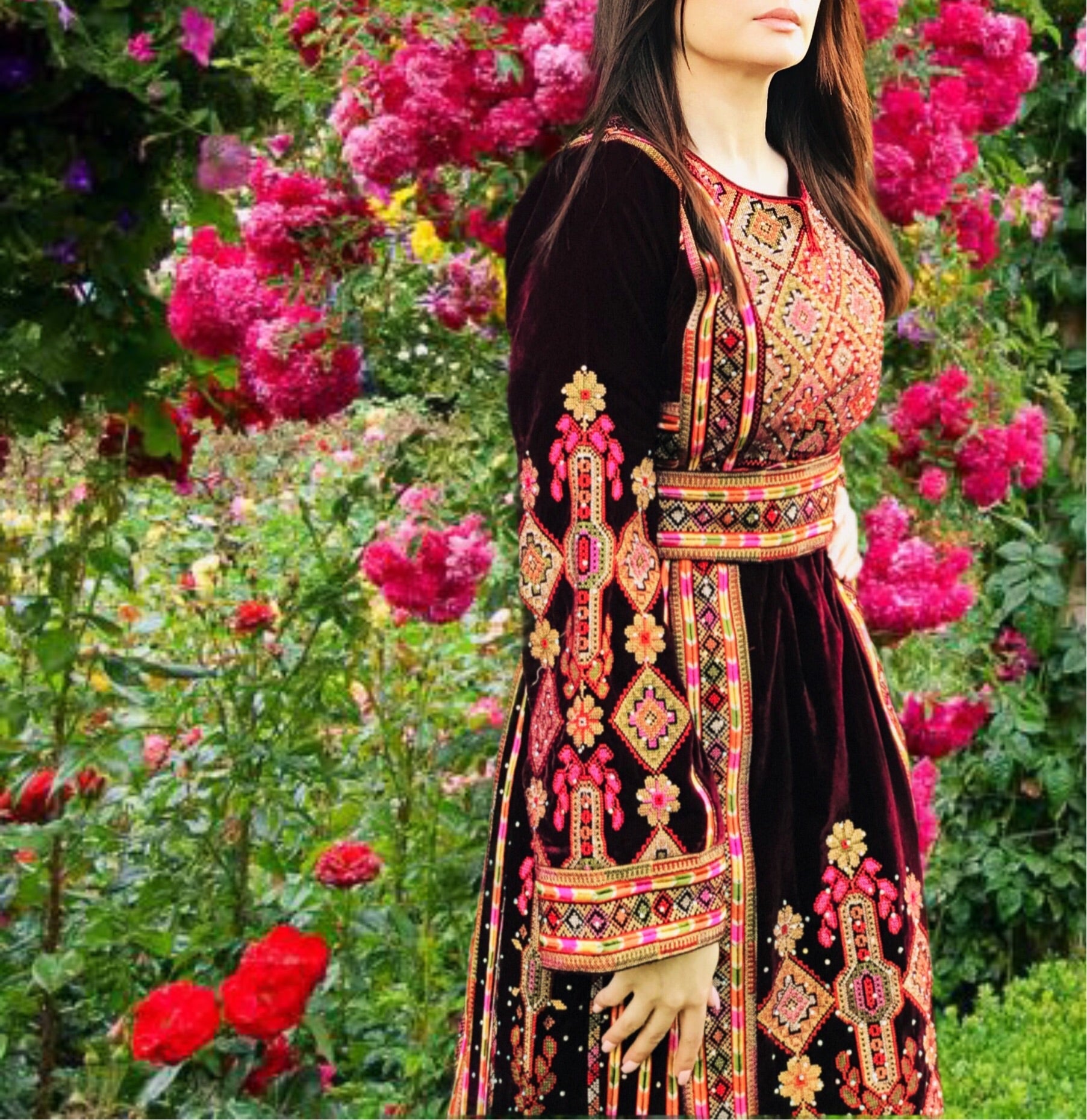 Gorgeous Maroon Emberoidery Velvet Stone Embroidery Thobe