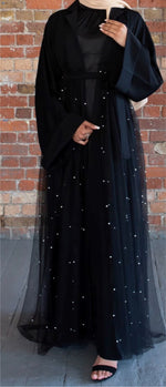 Charger l&#39;image dans la galerie, Made in dub Lace Pearls Abaya
