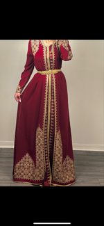 Load image into Gallery viewer, Maroon Elegant Selection 2 pieces Moroccan Embroidery stone caftan
