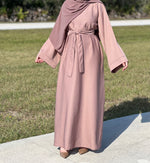 Load image into Gallery viewer, Blushing Pocketed Abaya
