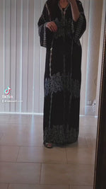 Charger et lire la vidéo dans la visionneuse de la Galerie, Dubai abaya dress With Silver bling Stone All over
