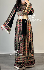 Charger l&#39;image dans la galerie, Elegant Style Traditional With Reversible Belt Embroidered Palestinian Fellahi Thobe
