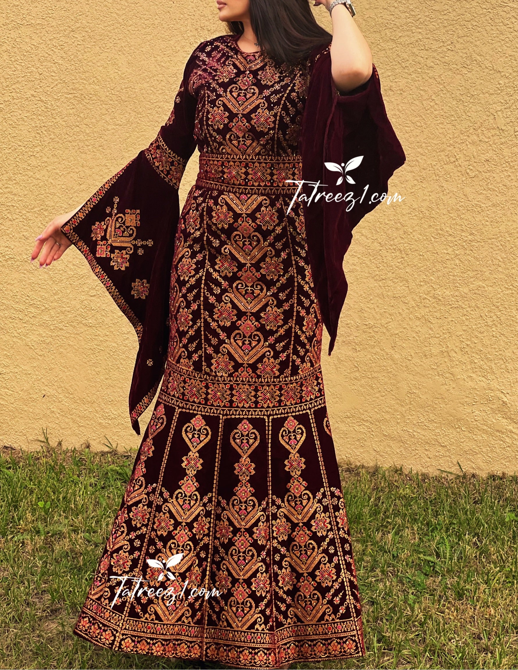 Maroon Luxury Mermaid Embroidery Velvet Thoub