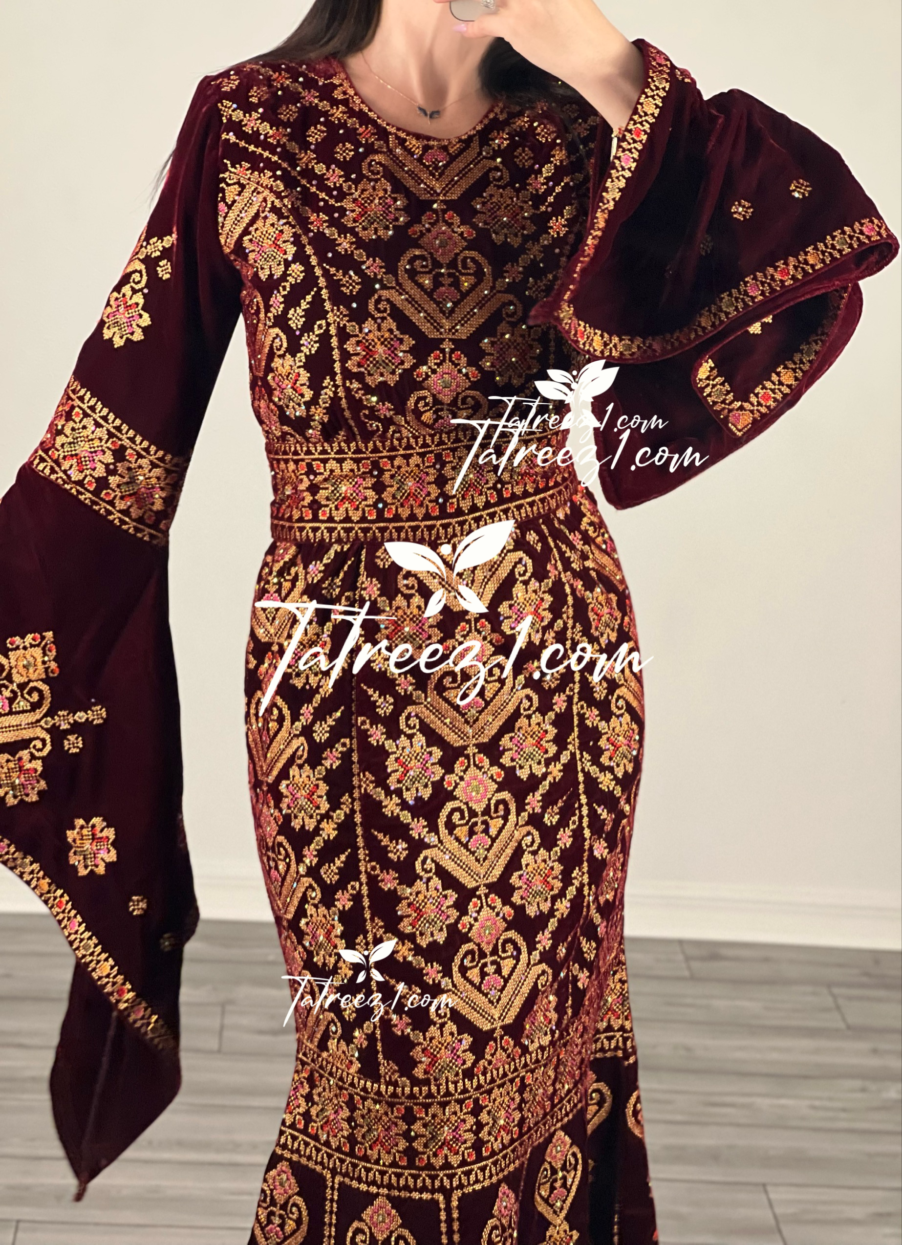 Maroon Luxury Mermaid Embroidery Velvet Thoub