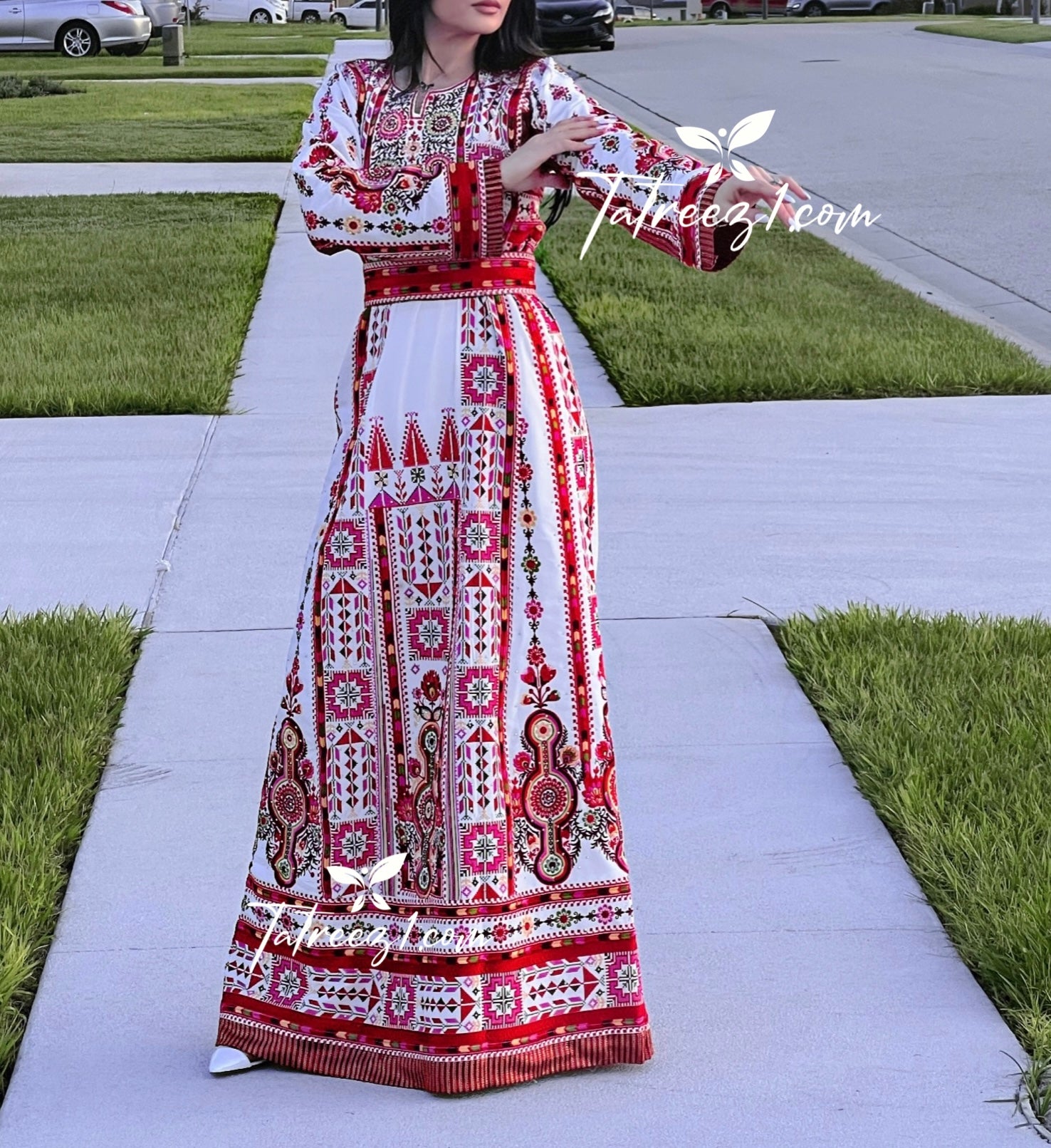 Malacca Embroidery Delicate with Stone Embroidery Thobe