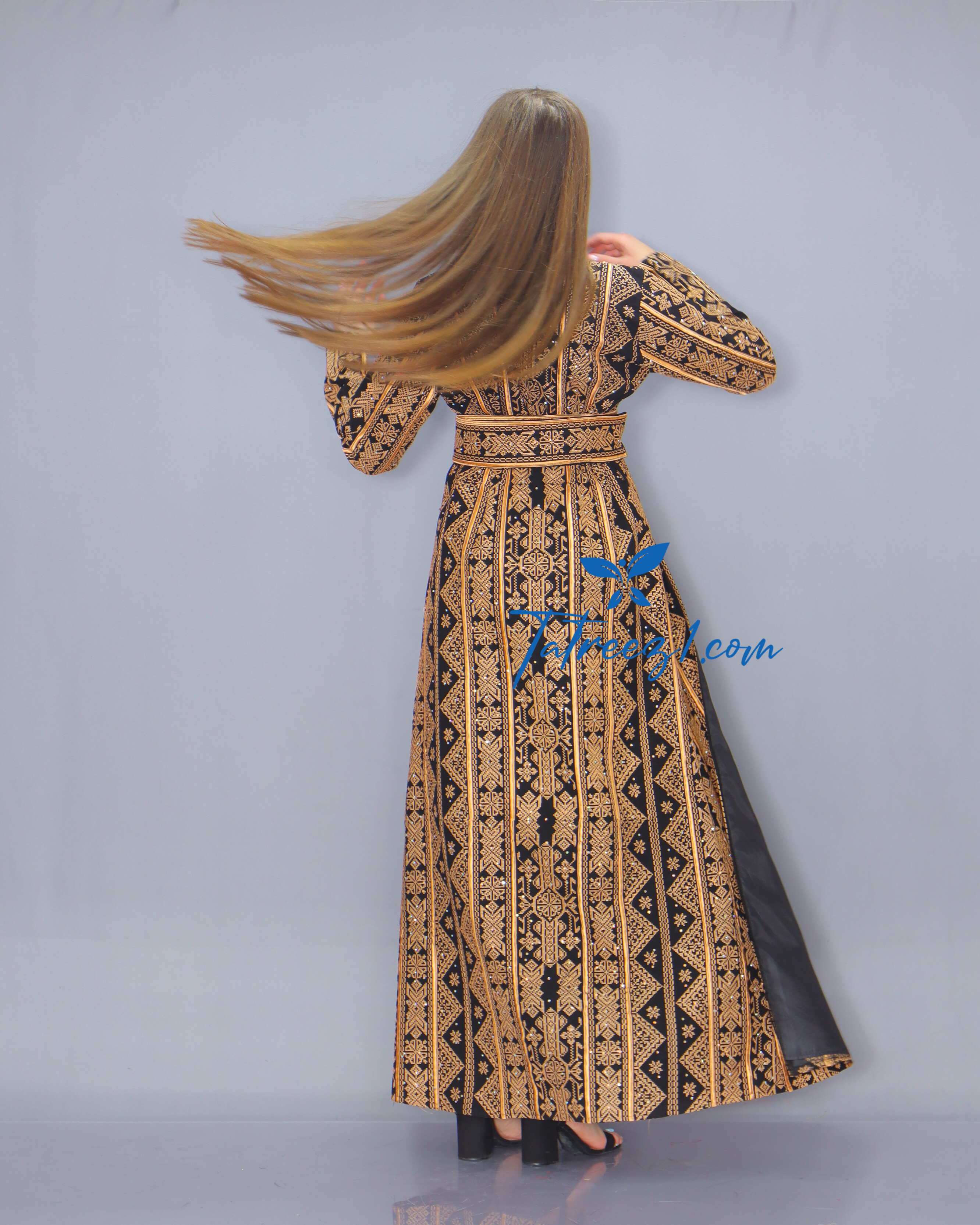 Gold Color Fully Embroidery Thoub Skirt Dress