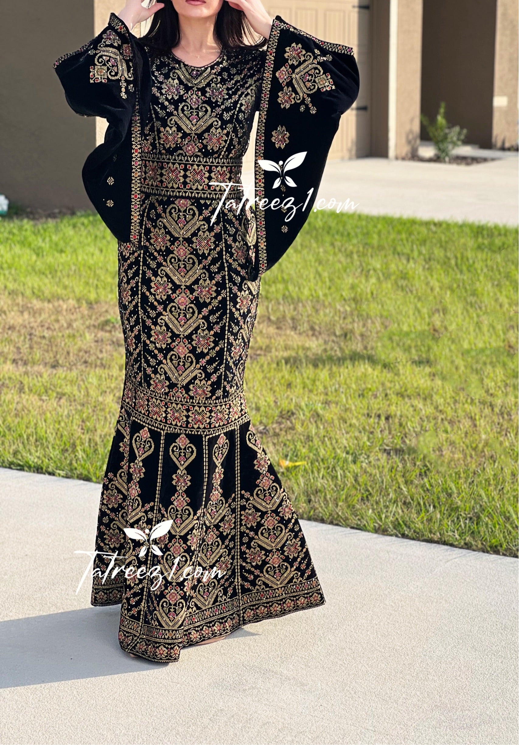 Black Luxury Mermaid Gold Embroidery Velvet Thoub