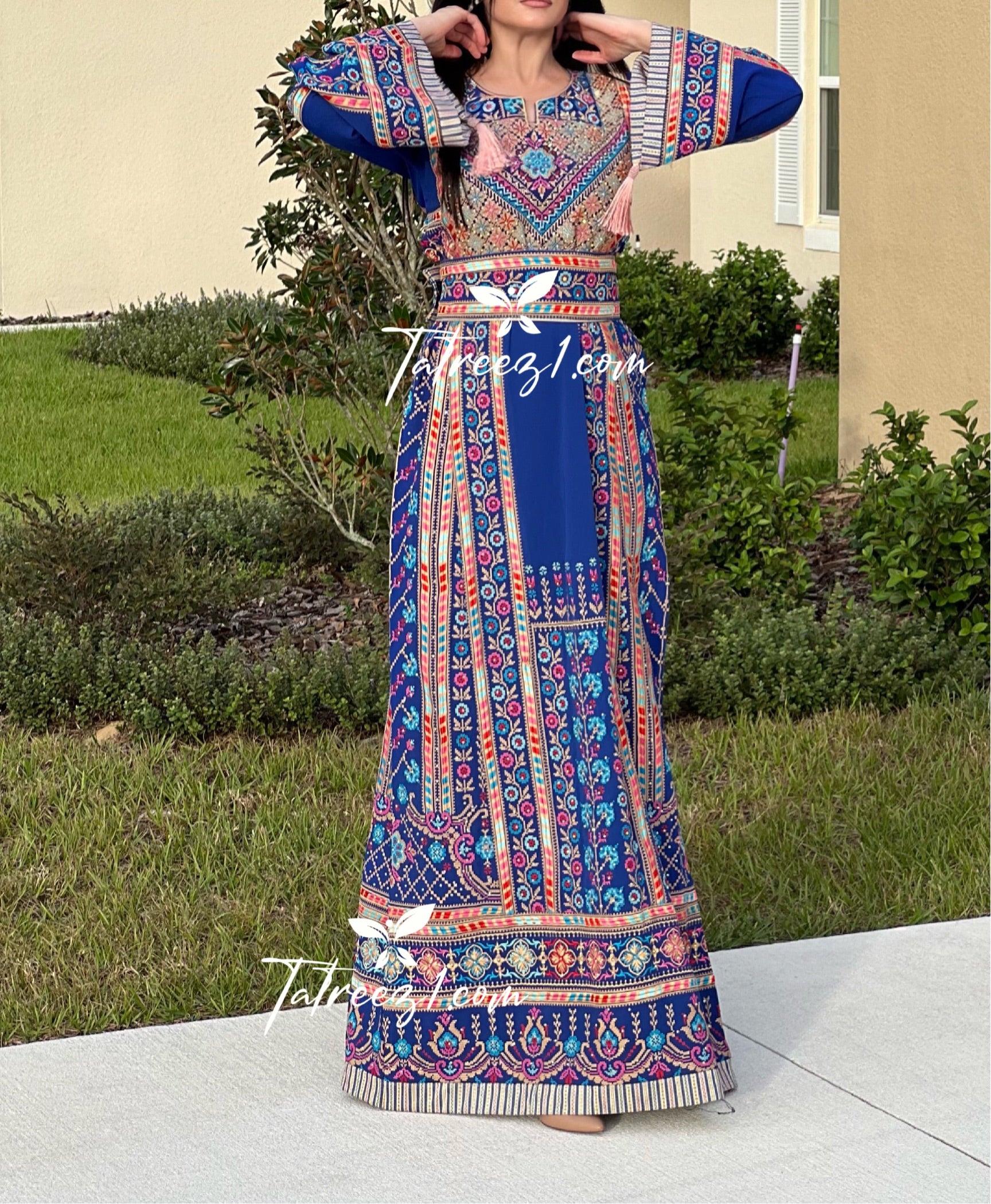 Stunning Blue Traditional Embroidery Thoub Stone Wide Sleeve Elegant