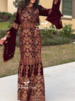 Load image into Gallery viewer, Maroon Luxury Mermaid Embroidery Velvet Thoub
