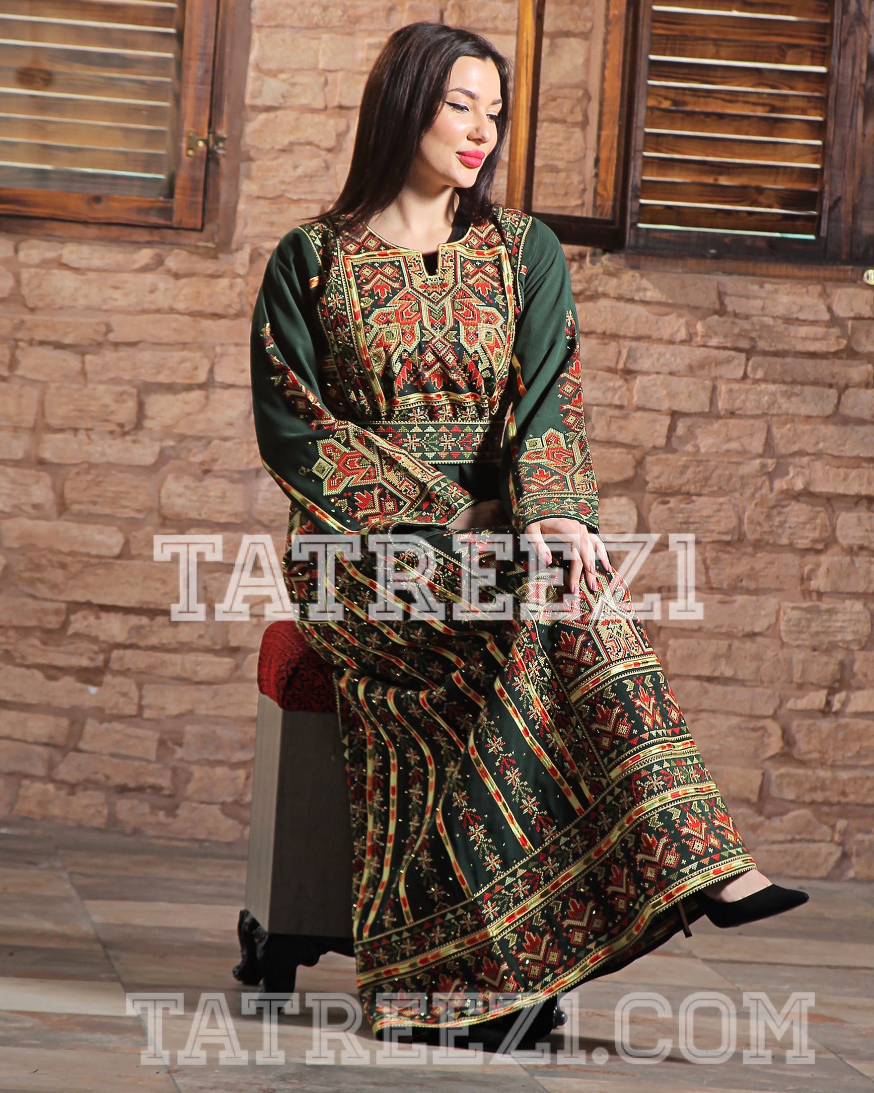 New Collections Green Embroidered Thobe Jordanian Palestinian Thoub Dress