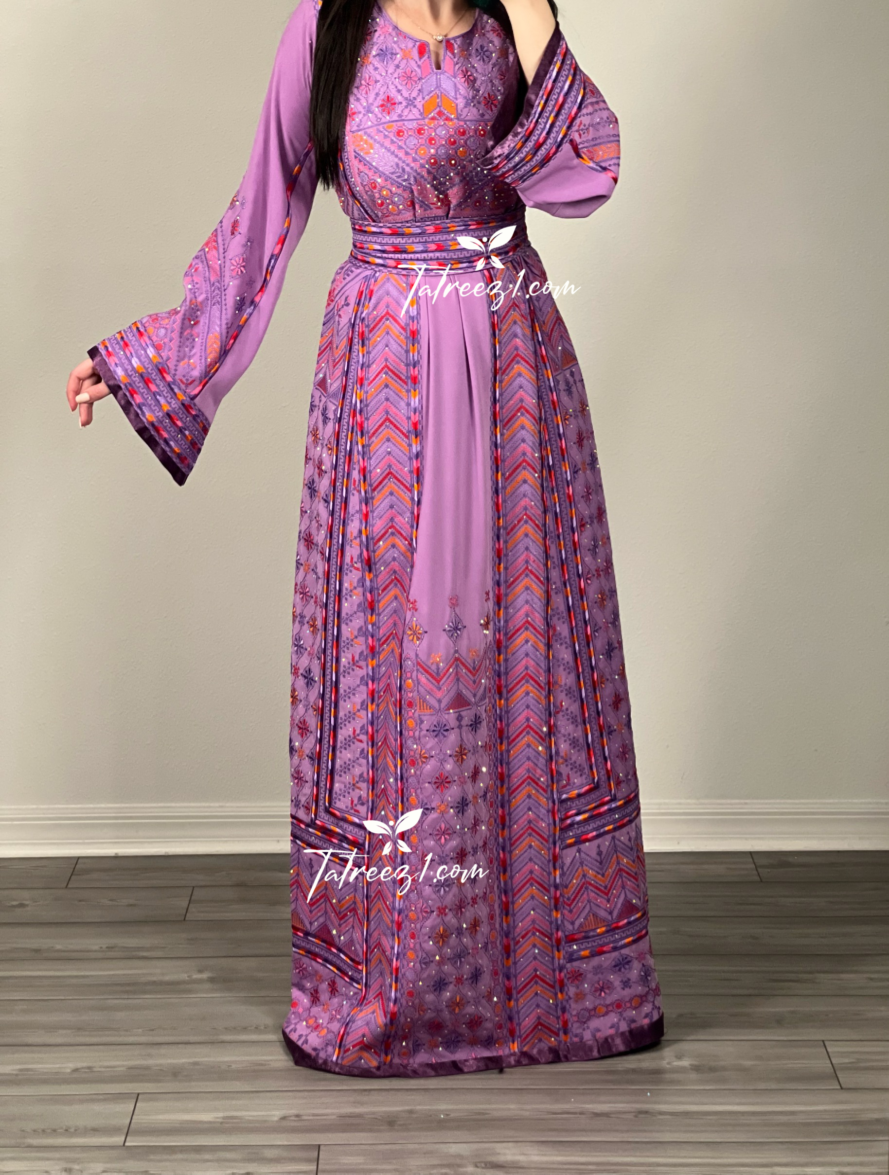 Stunning Lavender Embroidery Traditional Long Thoub