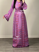 Load image into Gallery viewer, Stunning Lavender Embroidery Traditional Long Thoub
