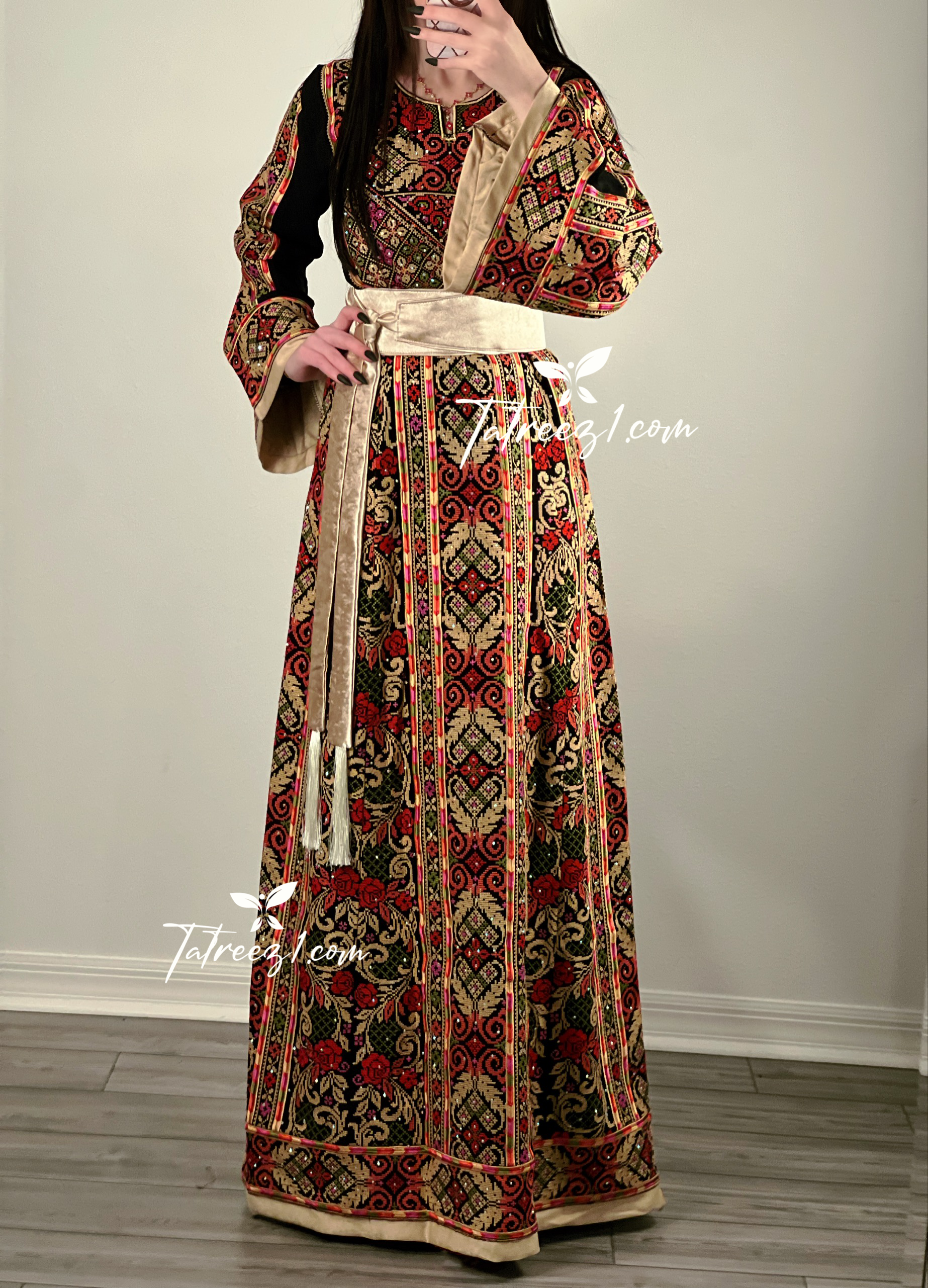 Princess Elegant Fully Embroidery Thoub