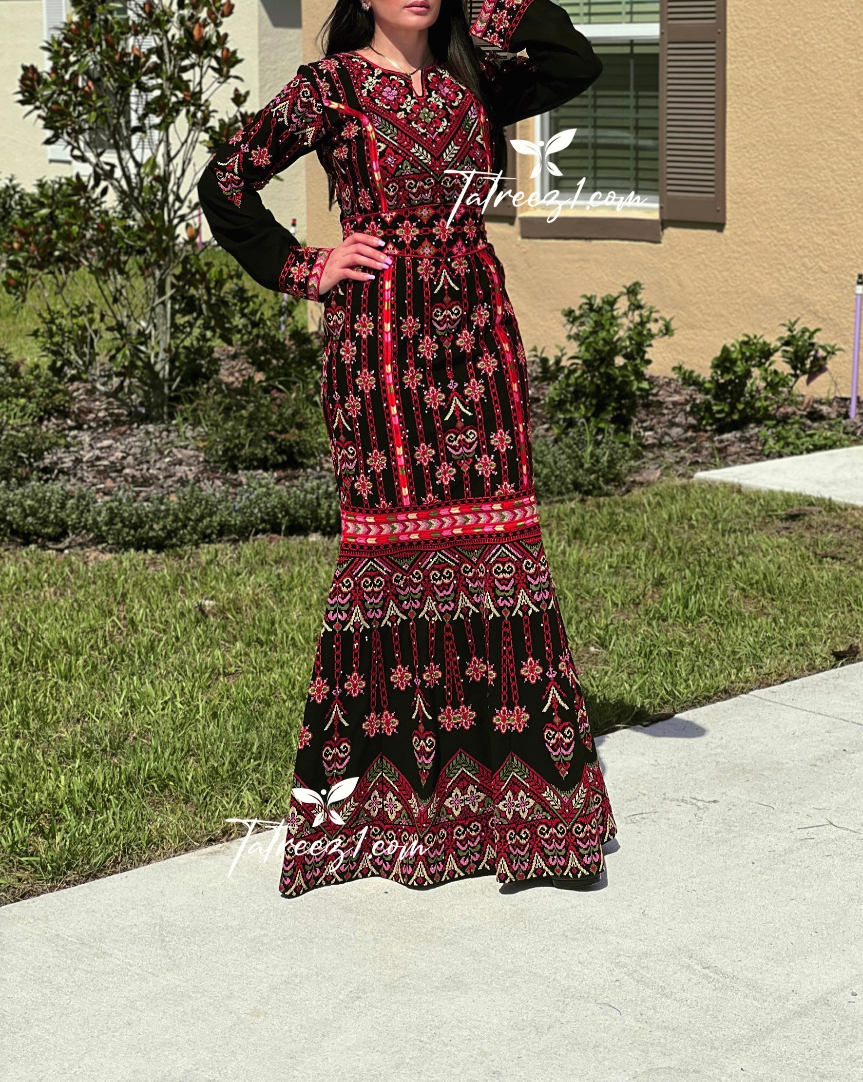 Beautiful Stone Mermaid long maxi thoub dress