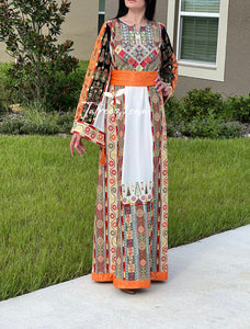 Delicate Malacca Stone Embroidery Thobe with Reversible Belt