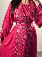 Load image into Gallery viewer, Made in Dubai Pink Beautiful Set Embroidery Caftan Abaya
