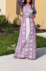 Load image into Gallery viewer, Purple Embroidery Stunning Kashmir Sleeve with Reversible Belt Stone Thobe
