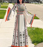 Load image into Gallery viewer, Green Embroidery Qasab Thoub  Wide Sleeve Elegant with Reversible Belt
