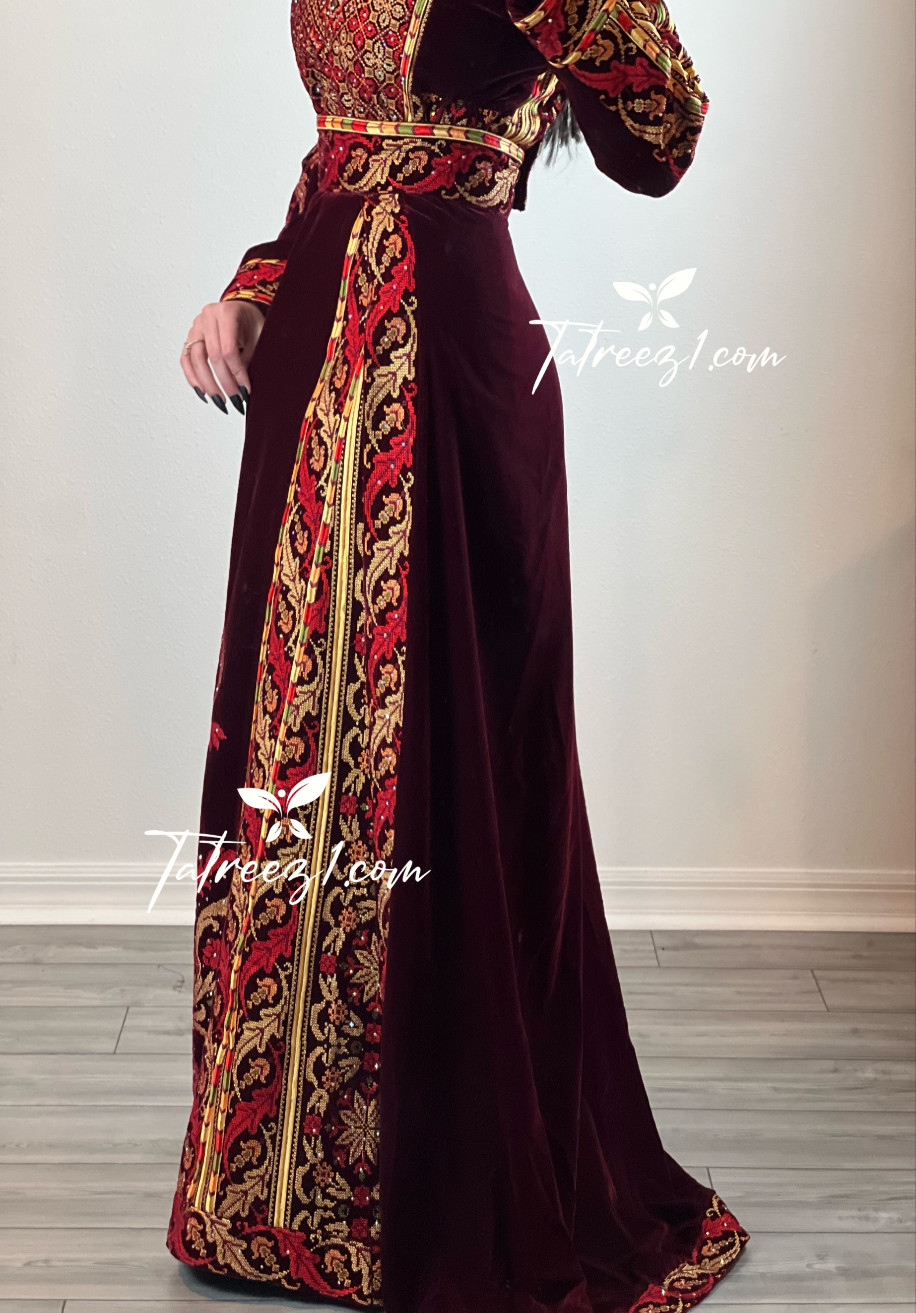 Maroon Stunning Velvet Thoub With Removable Skirt