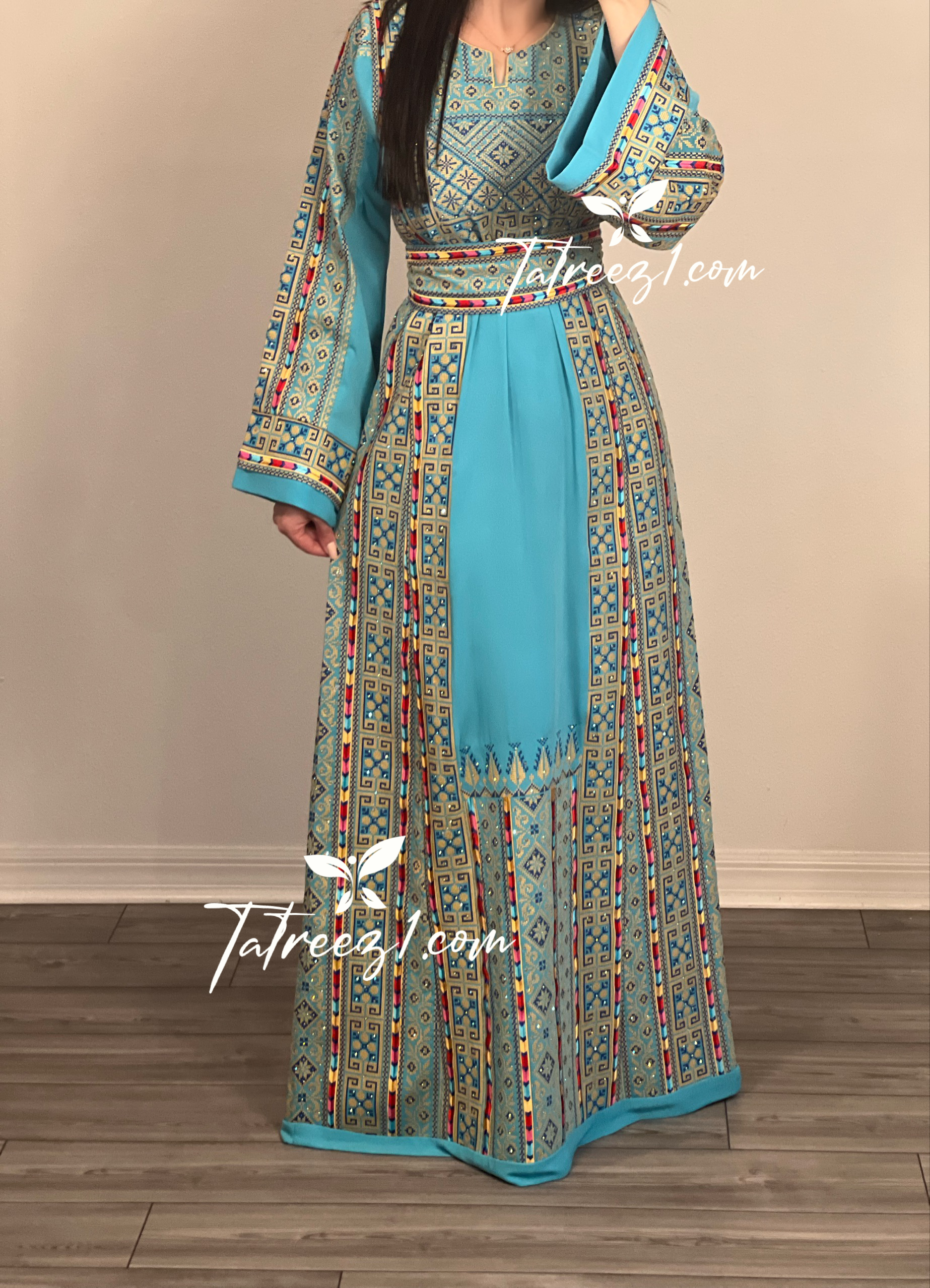 Stunning Turquoise Embroidery Traditional Long Thoub