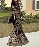 Load image into Gallery viewer, Black Luxury Mermaid Gold Embroidery Velvet Thoub
