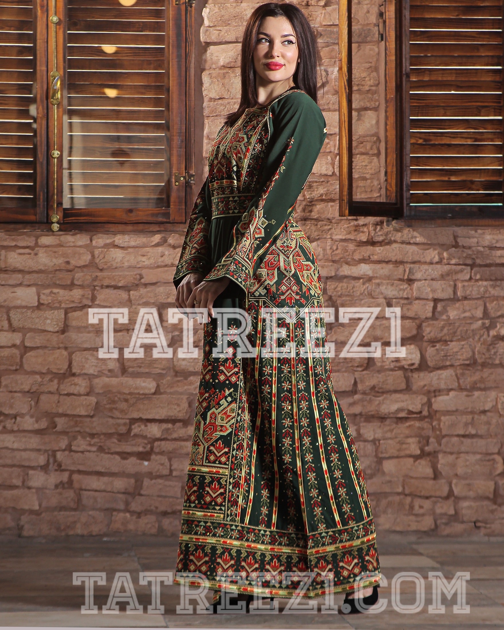 New Collections Green Embroidered Thobe Jordanian Palestinian Thoub Dress