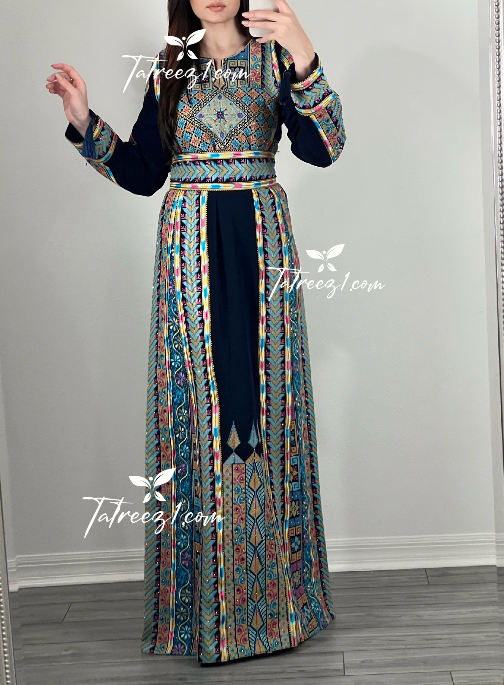 Navy Delicate Malacca with Stone Embroidery Thobe