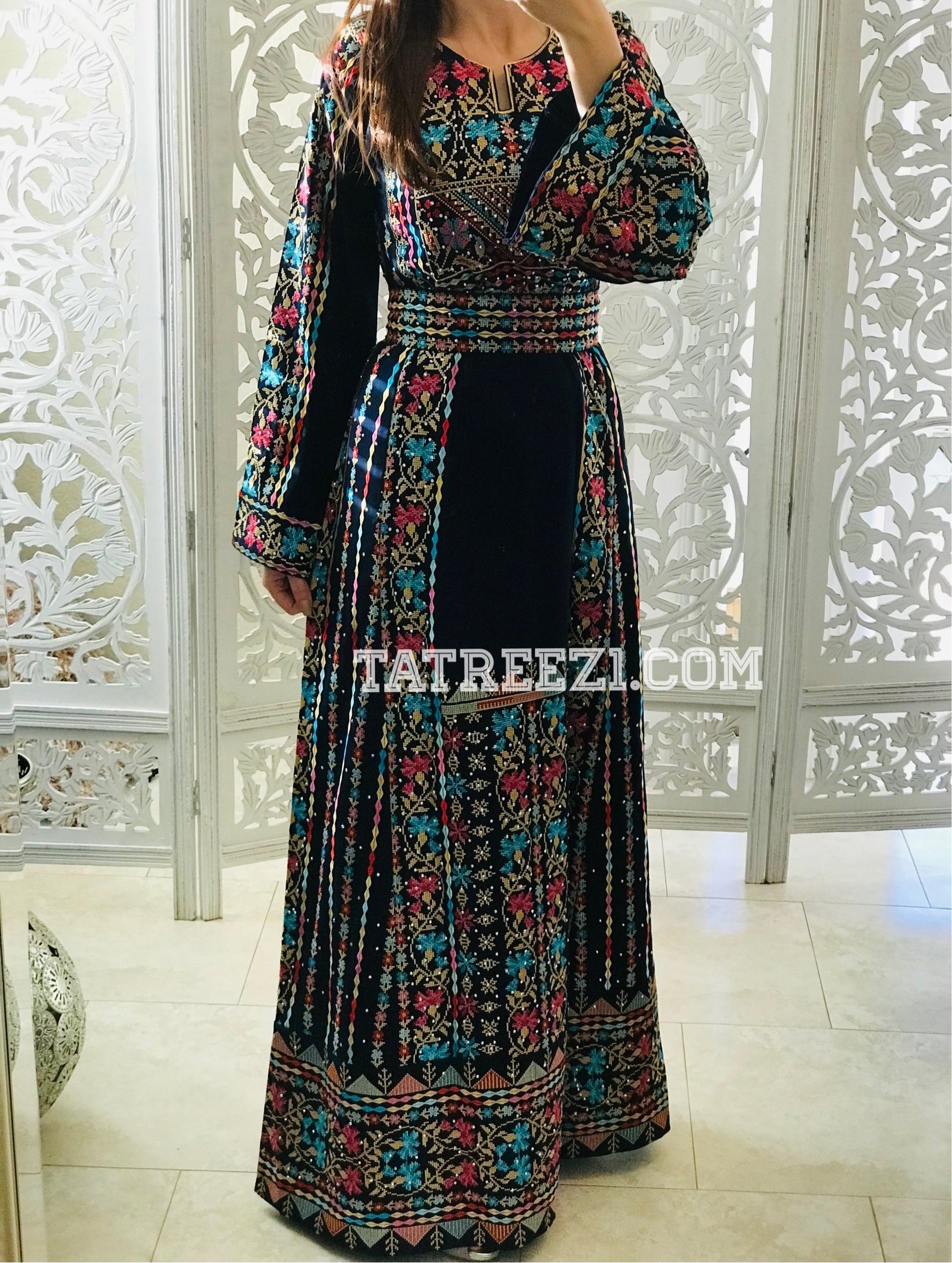 Stunning Modern Blue Embroidery Thoub