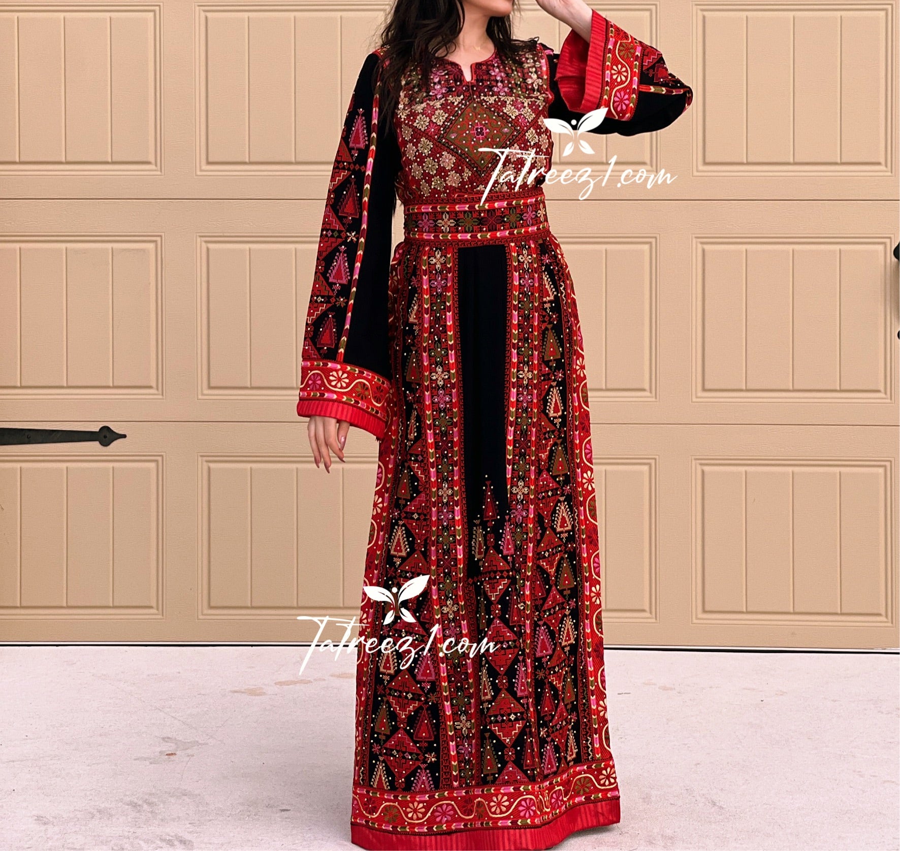 Red Traditional  Thoub  Embroidery Stone  Thobe with Matching Embroidery Belt