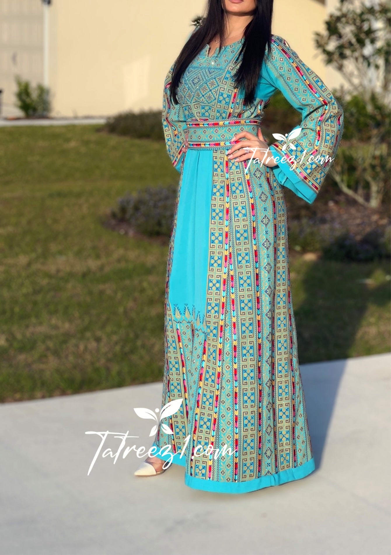 Stunning Turquoise Embroidery Traditional Long Thoub