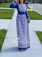 Charger l&#39;image dans la galerie, Blue Fully Embroidered  Thoub Dress with Reversible Belt
