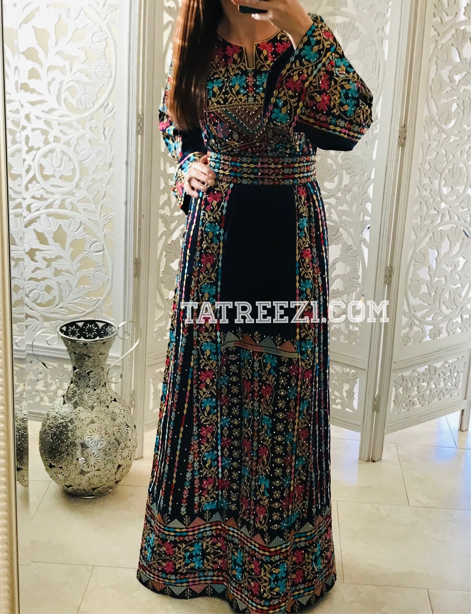 Stunning Modern Blue Embroidery Thoub