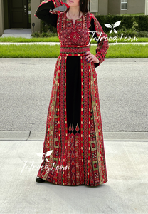 Stunning Traditional Embroidered Palestinian Fellahi Thobe