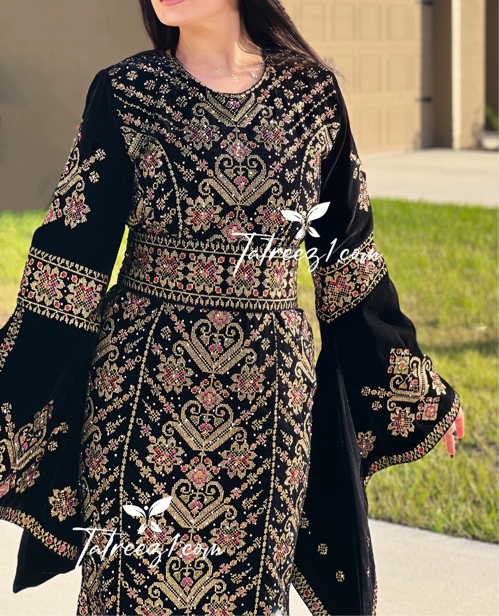 Black Luxury Mermaid Gold Embroidery Velvet Thoub