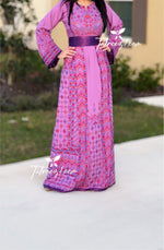 Load image into Gallery viewer, Stunning Lavender Embroidery Traditional Long Thoub
