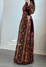 Load image into Gallery viewer, Maroon Stunning Velvet Thoub With Removable Skirt
